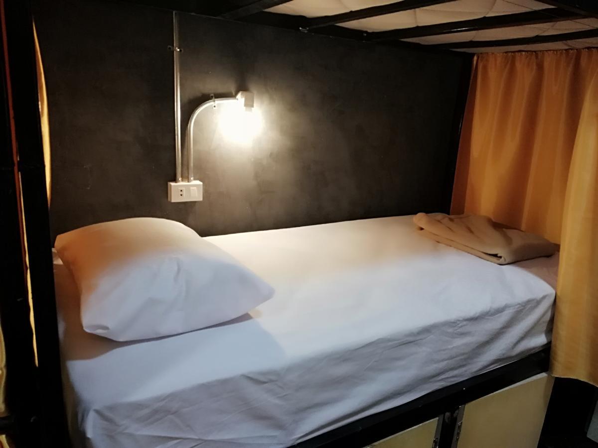 فيينتيان Funky Monkey Hostel المظهر الخارجي الصورة