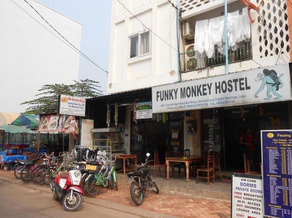 فيينتيان Funky Monkey Hostel المظهر الخارجي الصورة