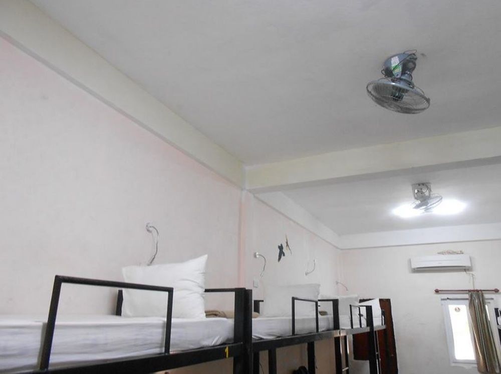 فيينتيان Funky Monkey Hostel المظهر الخارجي الصورة